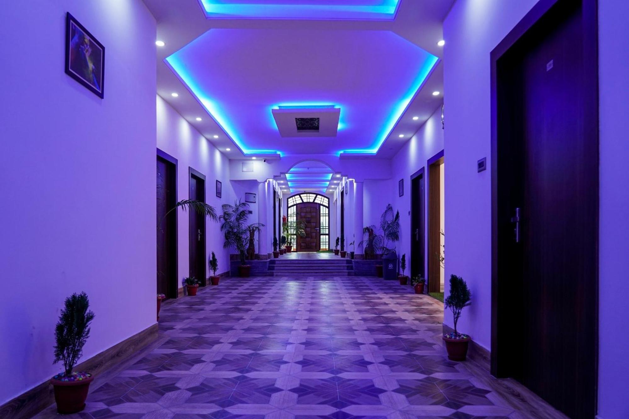 Hotel Heritage Koch Bihar Bagian luar foto